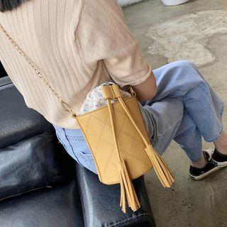 Fringe Chain Strap Bucket Bag
