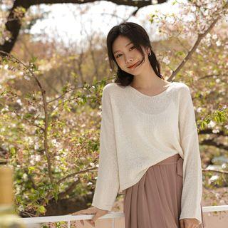V-neck Loose-fit Boucl  Knit Top