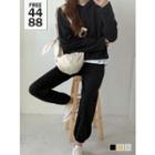 Drawsting-hem Hoodie