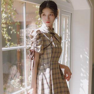 Short-sleeve Plaid Cut-out Midi A-line Qipao Dress