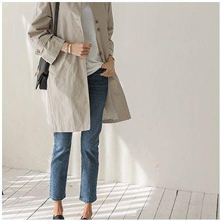 Round-neck Button-detail Jacket
