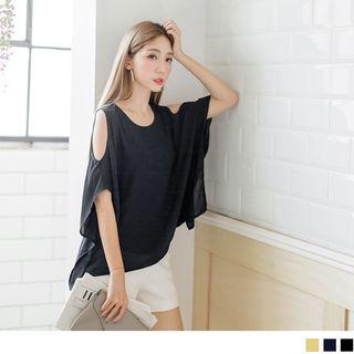 Cold Shoulder Draped T-shirt