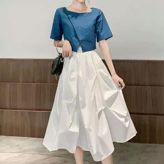 Set: Short Sleeve Square Neck Slit-hem Cropped T-shirt + Ruched Midi A-line Skirt