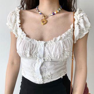 Puff-sleeve U-neck Single-breasted Embroidered Top