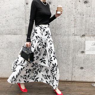 Frill-tiered Leaf Pattern Maxi Skirt