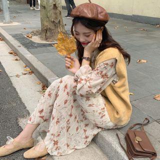 Floral Print Bell-sleeve Midi A-line Dress / Knit Vest