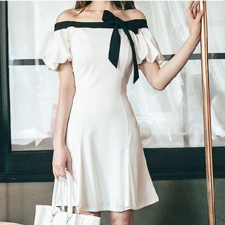 Contrast Bow Puff-sleeve A-line Dress