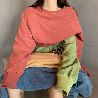 Multi-color Medium Long Round-neck Sweatshirt