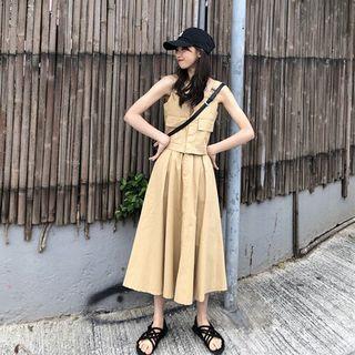 Plain Sleeveless Top / A-line Midi Skirt
