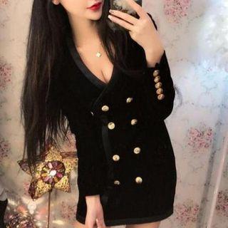 Button Detail V-neck Long-sleeve Dress
