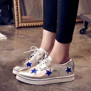 Star Lace-up Shoes