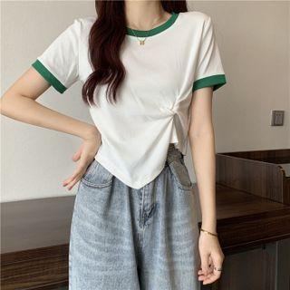 Contrast Trim Knot Short Sleeve Top