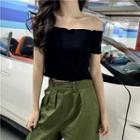 Short-sleeve Off-shoulder Crop T-shirt Black - One Size