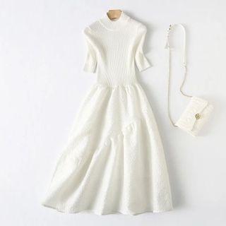 Short-sleeve Ribbed Knit Midi A-line Dress