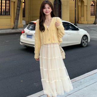 V-neck Cable Knit Cardigan / Mesh Midi A-line Skirt