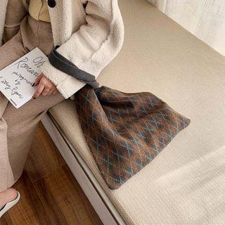 Argyle Print Knit Tote Bag