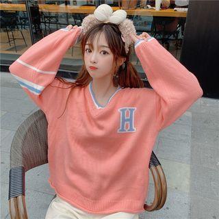 Letter Contrast-trim V-neck Sweater