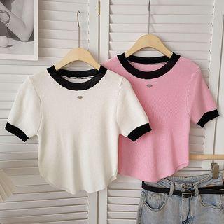 Short-sleeve Asymmetrical Two-tone Knit Top