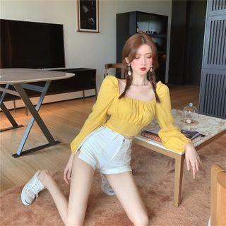 Puff-sleeve Cropped Top / Zip-side Denim Hot Pants
