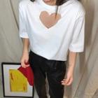 Short-sleeve Heart-cutout T-shirt