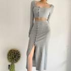 Long-sleeve Cropped T-shirt / Pencil Skirt / Set