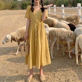 Short Sleeve V-neck Buttoned Midi A-line Dress