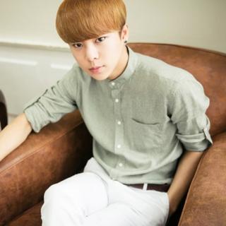 Linen Tab-sleeve Shirt