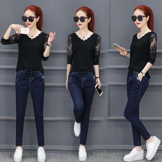 Lace-panel Sleeve Scalloped-neck Knit Top