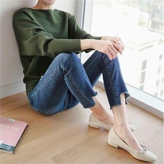 Distressed Staight-cut Jeans