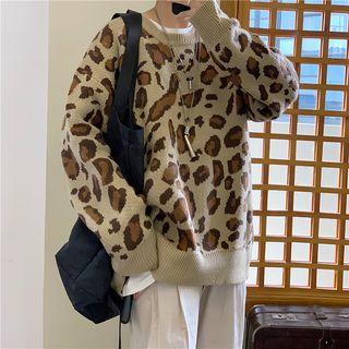 Long Sleeve Leopard Printed Sweater