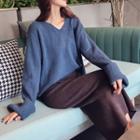 V-neck Sweater / Midi H-line Knit Skirt / Set