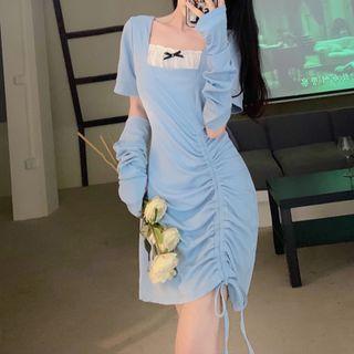 Set: Short-sleeve Drawstring Mini Sheath Dress + Arm Sleeves
