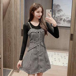 Set: Sleeveless Houndstooth Dress + Knit Top