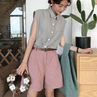 Set: Plain Sleeveless Shirt + High Waist Shorts