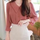 Chelsea-collar Tuck-detail Blouse
