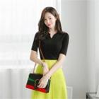 Cutout-necklines Short-sleeve T-shirt