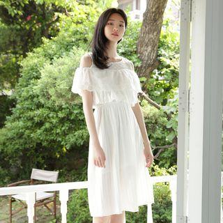 Cutout-shoulder Frilled-detail Midi Dress