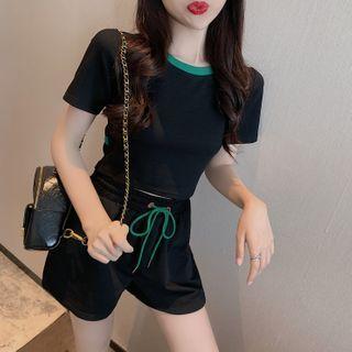 Set: Short-sleeve Contrast Trim T-shirt + Drawstring Shorts Set - Black - One Size
