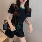 Set: Short-sleeve Contrast Trim T-shirt + Drawstring Shorts Set - Black - One Size
