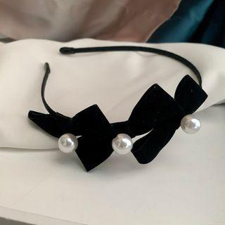 Faux Pearl Velvet Headband White & Black - One Size