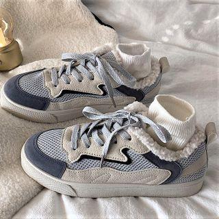 Fleece-lined Lace Up Sneakers