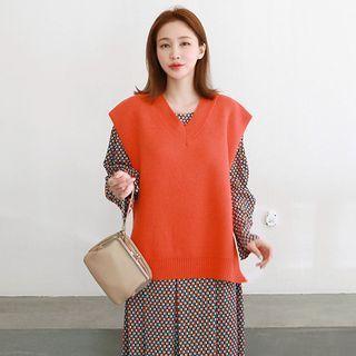 V-neck Cashmere Blend Knit Vest