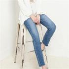 Fray-hem Washed Straight-cut Jeans