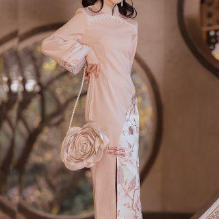 Set: Long-sleeve Qipao + Fluffy Trim Cape