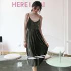 Long-sleeve Top / Sleeveless Paneled Contrast-stripe Dress