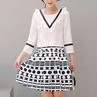 Set: Sailor Collar Blouse + Printeda-line Skirt
