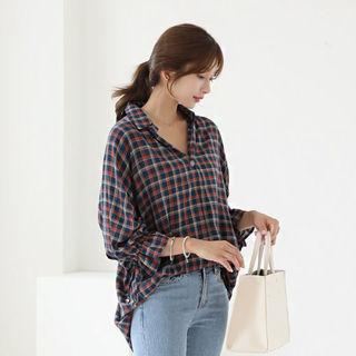 Dolman-sleeve Slit-back Plaid Blouse