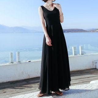 Open-back Sleeveless Chiffon Maxi Dress