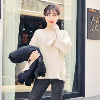 Witch-sleeve Napped T-shirt