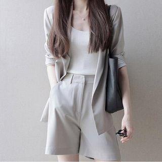 Set: Blazer + Shorts (various Designs)